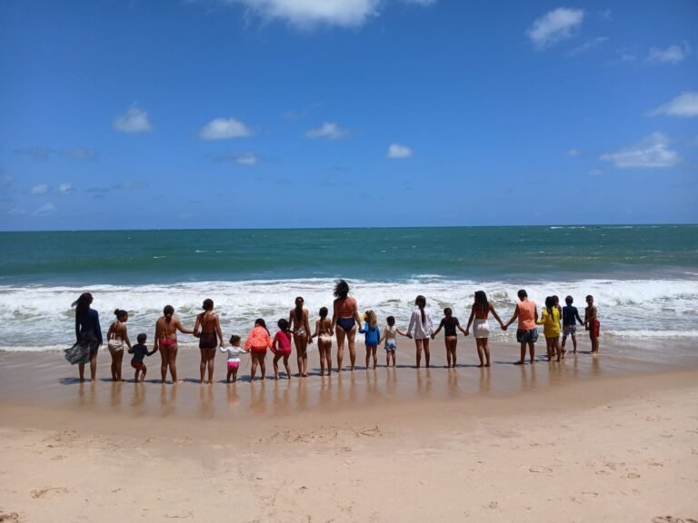 CARTAZ Um dia havia de ver o mar
